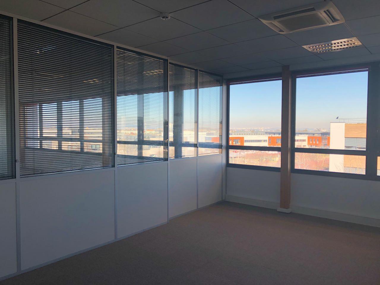 Bureau Saint-Priest 1910m² Location bureau Saint-Priest Rhône OLBUR2108959 12